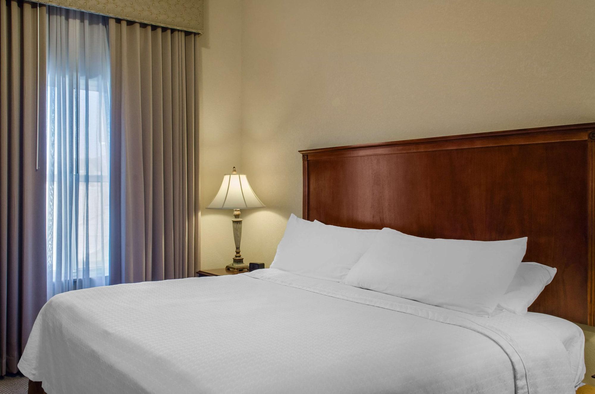 โฮมวู้ด สวีท บาย ฮิลตัน โควิงตัน Hotel ภายนอก รูปภาพ